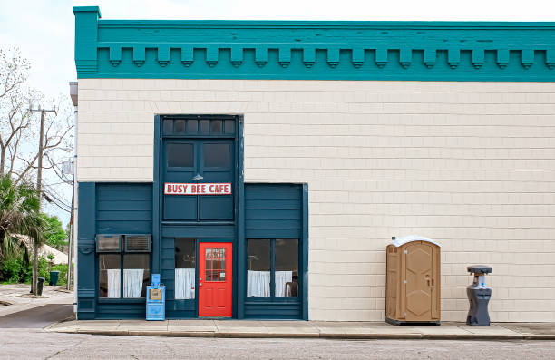 Best Construction site porta potty rental  in Earlington, KY